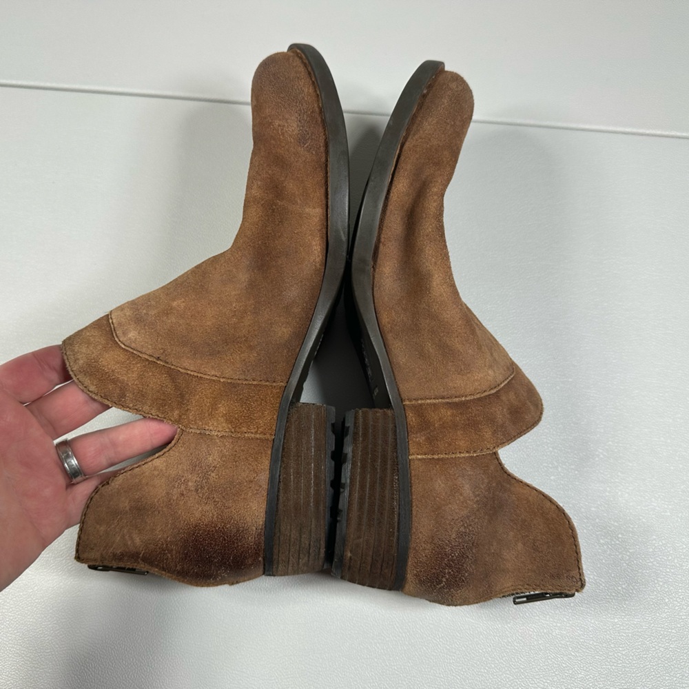 Born Kerri Distressed Suede Ankle Booties - Picture 5 of 10